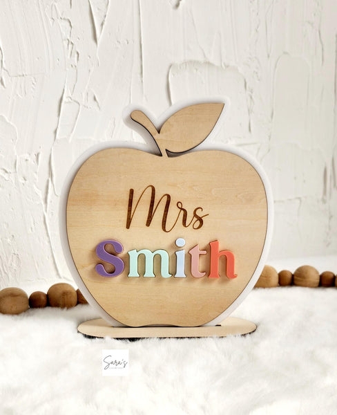Custom made and personalized teacher name sign, teacher desk name plate, Christmas gift for teacher, custom teacher name desk sign