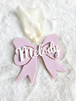 Personalized bow name tag, custom bow name gift tag, party favor bow name decor, birthday lootbag bow name gift idea, acrylic plate name cut