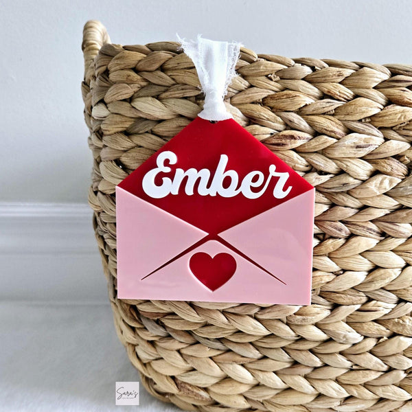 Valentine's Gift Tag, Valentine's Day Envelope Basket Tag, Love Letter tag Personalized Kids Heart Name Tag, Custom Valentine's Gift for kid