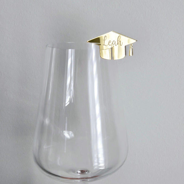 Personalized Graduation Hat Drink Tag, Custom Graduation Party Drink Charm with name, University Grad Party Decor, Wine Glass Name Charm
