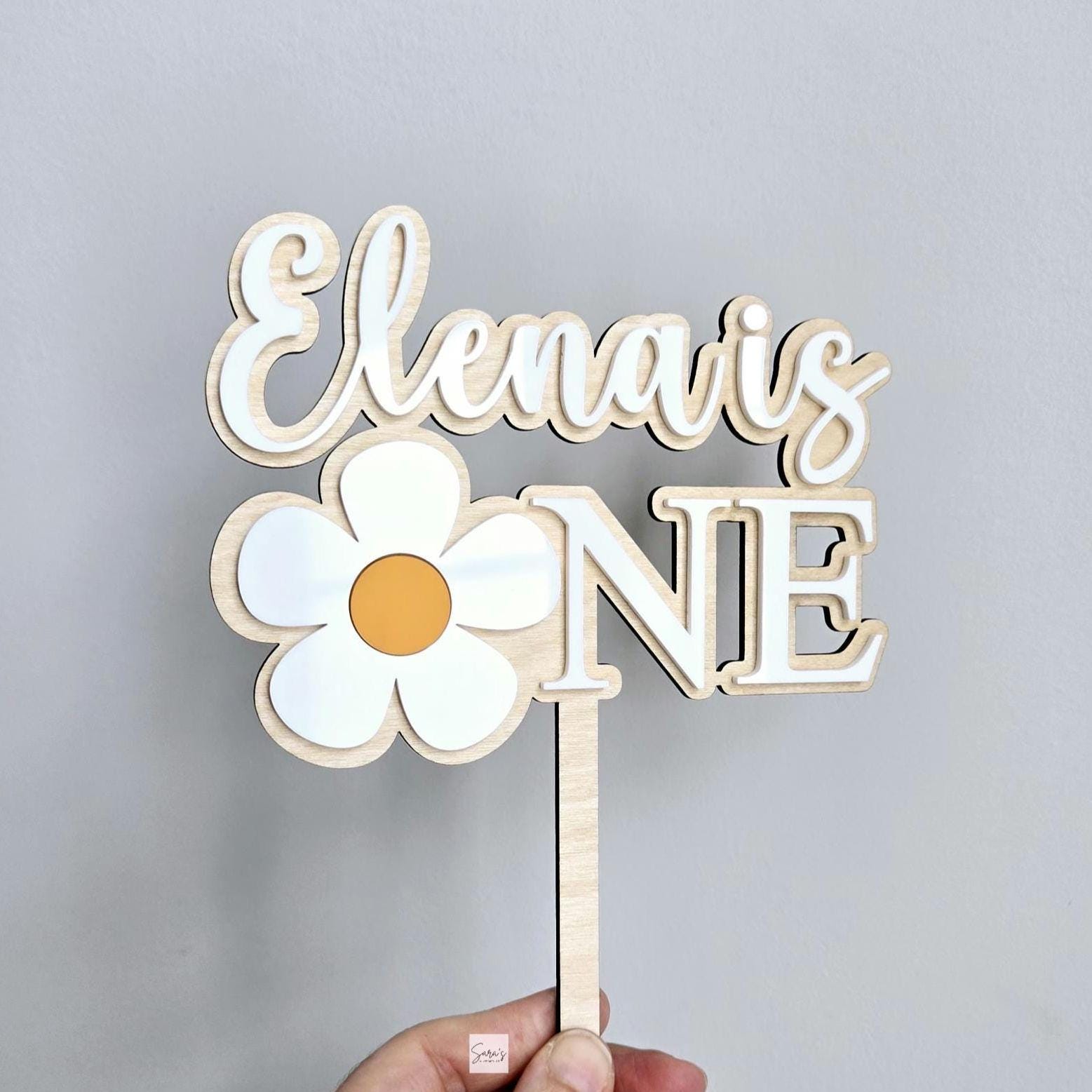 Daisy First Birthday Cake Topper, Personalized Daisy One Cake Topper, First Birthday Cake Topper for Girl, Flower Theme Acrylic Cake Topper