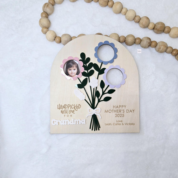 Handpicked with Love Flower Photo Frame, Personalized Mother's Day Gift for Mom, Custom Flower Bouquet Wooden Picture Frame, Custom Frame