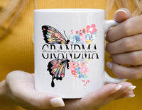 Personalized Grandma Mug, Mama Mug with kids name, Gift for Mom, custom made floral and butterfly coffee mug, personalized mother's day gift