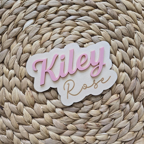 Wooden Name Birth Announcement sign, Newborn Baby round Name plate, Hospital Newborn Photo Prop Sign, Personalized custom Baby Shower Gift