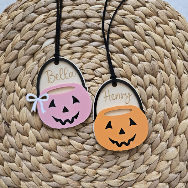Halloween Basket Tag, Personalized Gift Tag for Trick or Treat Bags, Boo Basket Tag, Customized Halloween Favor Bag, Halloween Pumpkin Tag