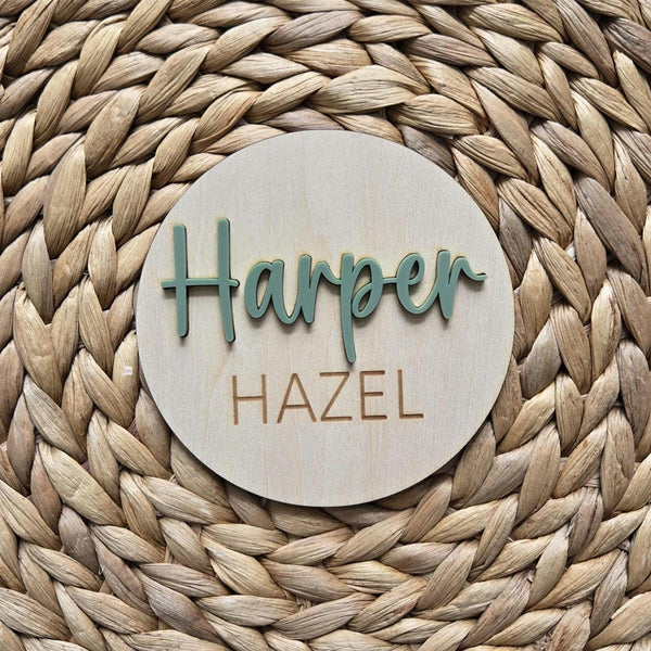Wooden Name Birth Announcement sign, Newborn Baby round Name plate, Hospital Newborn Photo Prop Sign, Personalized custom Baby Shower Gift