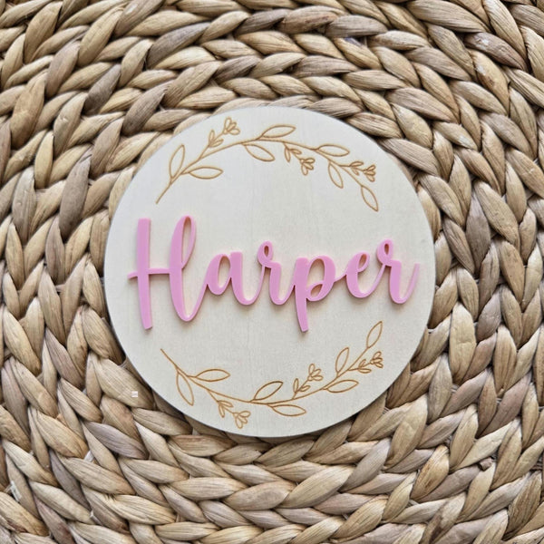 Wooden Name Birth Announcement sign, Newborn Baby round Name plate, Hospital Newborn Photo Prop Sign, Personalized custom Baby Shower Gift