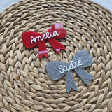 Personalized Christmas Acrylic Bow Name Place Cards, Christmas Table Decor, Party Name Tags, Custom Holiday Party Favors, Acrylic Name Tag