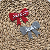 Personalized Christmas Acrylic Bow Name Place Cards, Christmas Table Decor, Party Name Tags, Custom Holiday Party Favors, Acrylic Name Tag